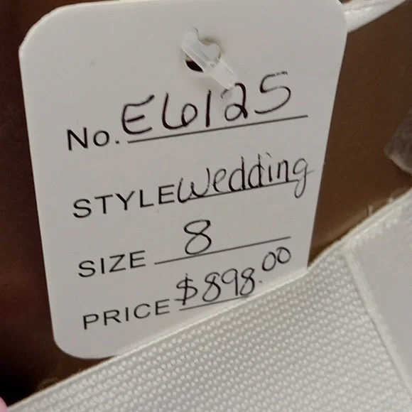 Emerald Bridal Size 8 Wedding Gown - Picture 15 of 15